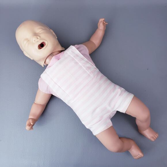 Laerdal Baby Anne CPR Medical Training Infant Mannequin Doll Used Pediatric - Picture 1 of 15